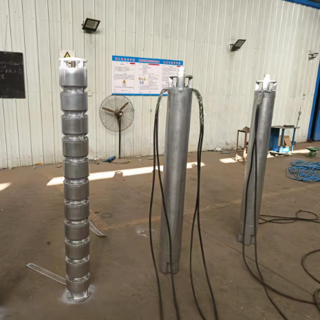 Bomba submersível de aço inoxidável de 140 kW com 220 m de cabeça e 136 m3/h de caudal para aplicações em poços profundos