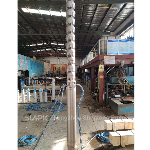 Bomba submersível de aço inoxidável de 140 kW com 220 m de cabeça e 136 m3/h de caudal para aplicações em poços profundos