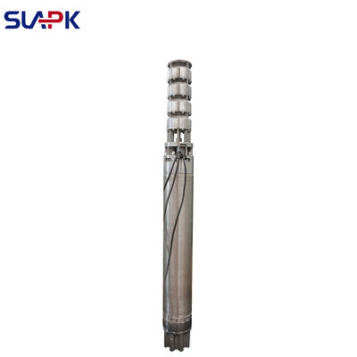 Bomba de água salgada em aço inoxidável projetada para ambientes marinhos extremos. Construída para durar em sistemas costeiros de dessalinização de água do mar.