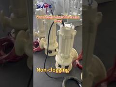 Estação de tratamento de esgoto com bomba de corte de esgoto